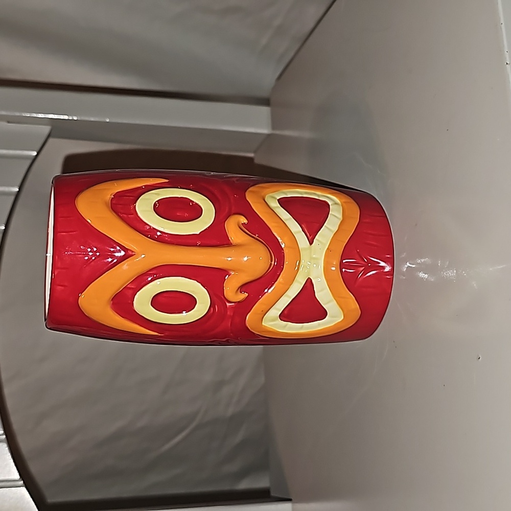 KC Hawaii 2010 Tiki mug